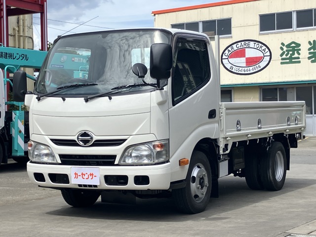 Hino Dutro 1