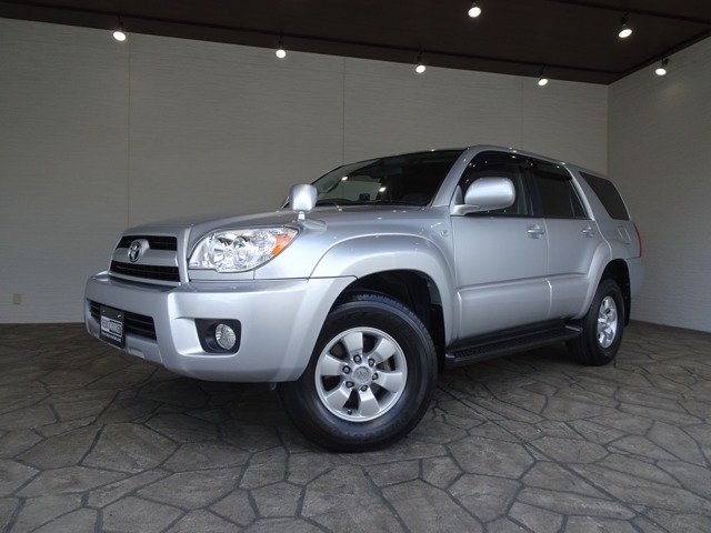 Toyota Hilux Surf 2
