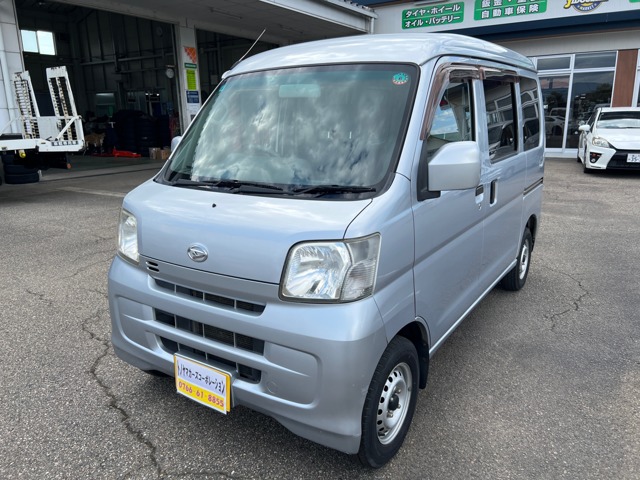 Daihatsu Hijet Cargo 1