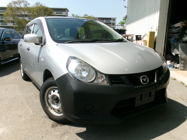 Mazda Familia Van 1