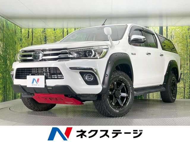 Toyota Hilux 1