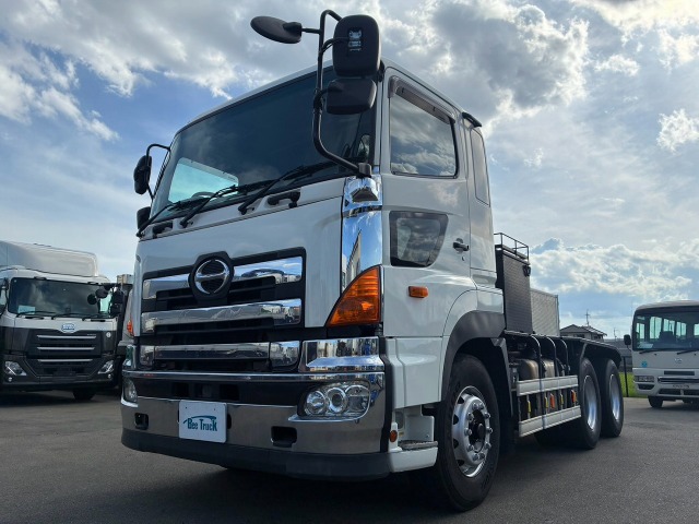 Hino Profia 1