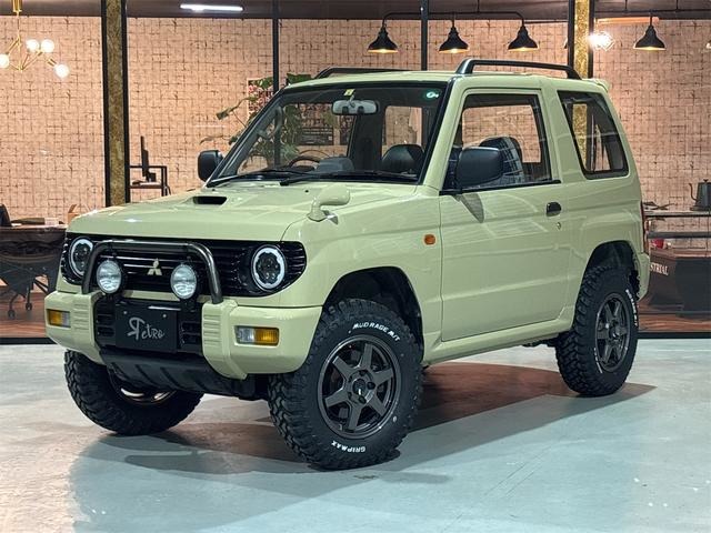 Mitsubishi Pajero Mini 1