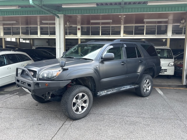 Toyota Hilux Surf 2