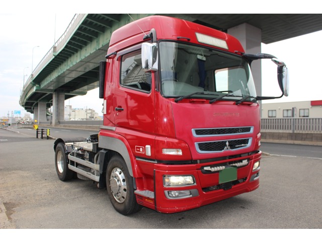 Mitsubishi Fuso Super Great 1