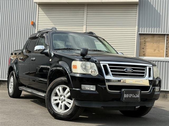Ford Explorer Sport Trac 1