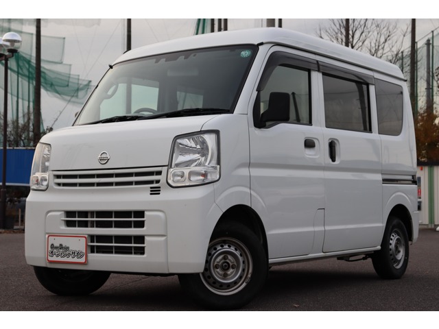Nissan NV100 Clipper 1