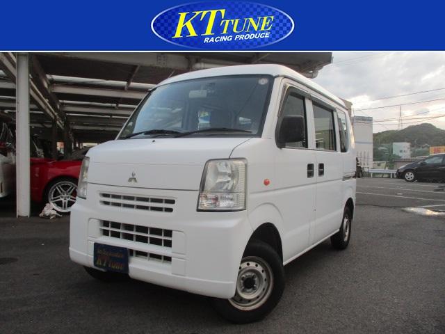 2014 Mitsubishi Minicab Van