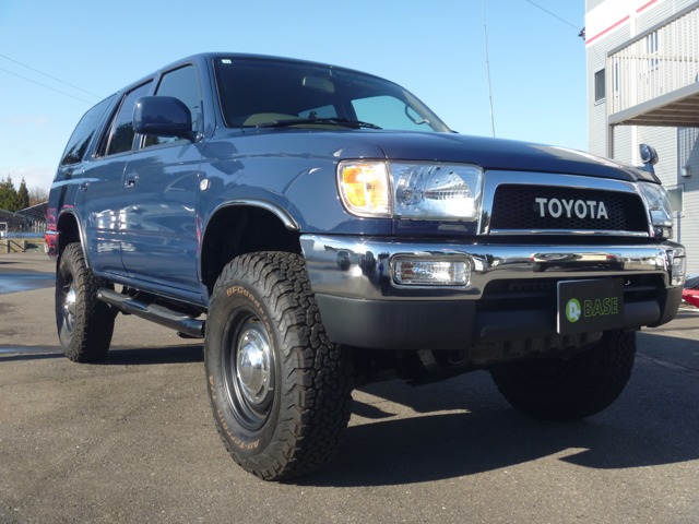 Toyota Hilux Surf 1