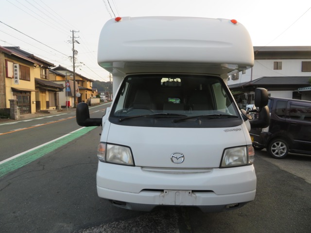 Mazda Bongo Truck 1