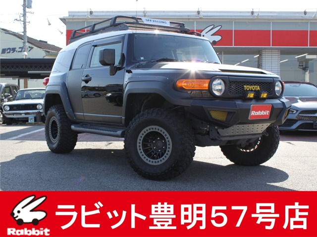 Toyota FJ Cruiser 2