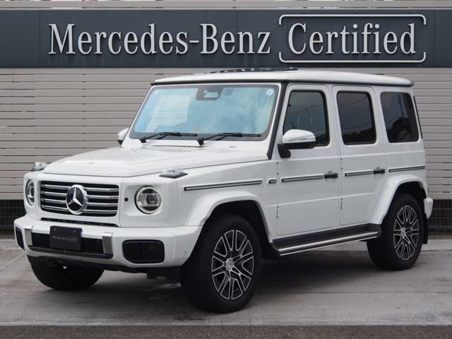 Mercedes-Benz G-Class 1