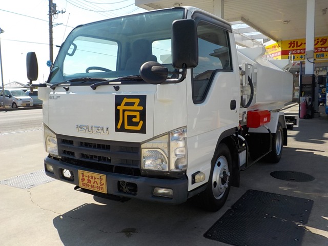 Isuzu Elf 1