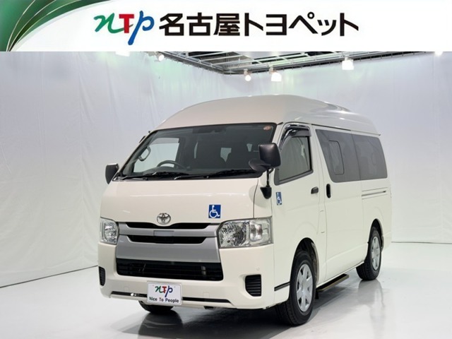 Toyota Regius Ace 1