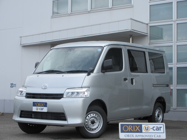 Toyota Town Ace Van 1