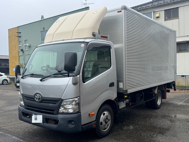 Toyota Toyoace 1