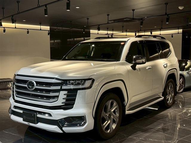 Toyota Land Cruiser 300 2