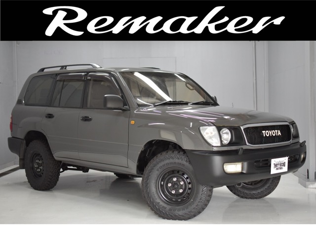 Toyota Land Cruiser 100 2