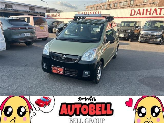 Daihatsu Mira 1