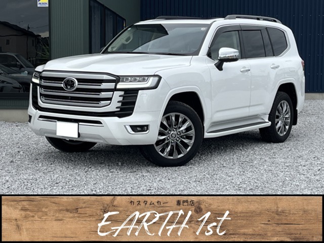 Toyota Land Cruiser 300 2