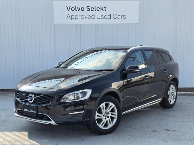 2016 Volvo V60 Cross Country