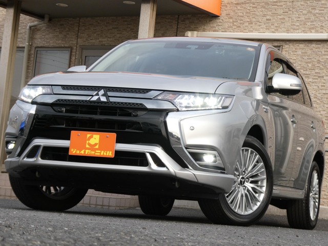 Mitsubishi Outlander PHEV 1