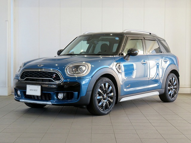 MINI Crossover 1