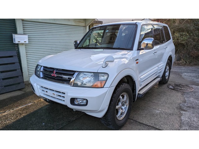 Mitsubishi Pajero 1