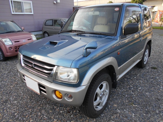 Mitsubishi Pajero Mini 1