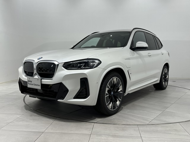 2025 BMW iX3