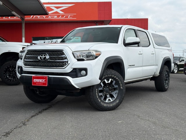 Toyota Tacoma 1