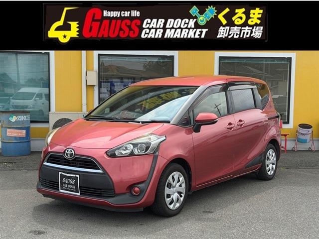 Toyota Sienta 1