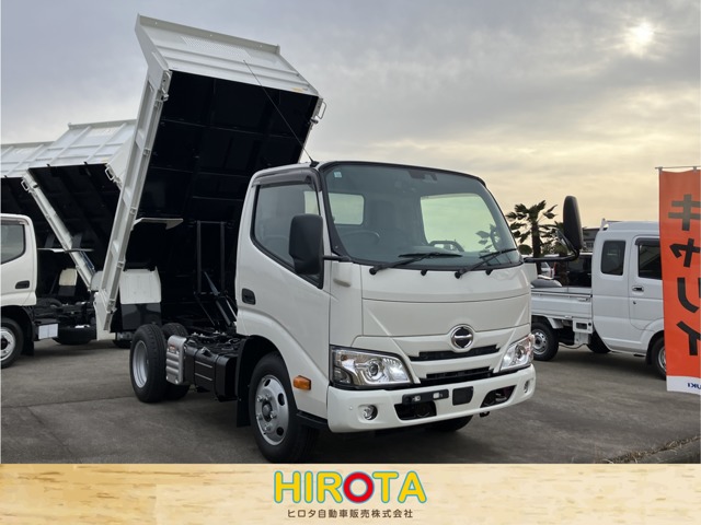 Hino Dutro 1