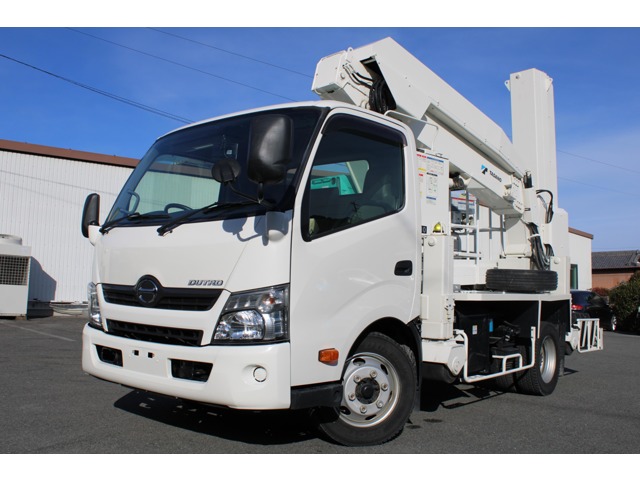 Hino Dutro 1