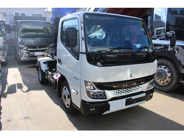 2025 Mitsubishi Fuso Canter