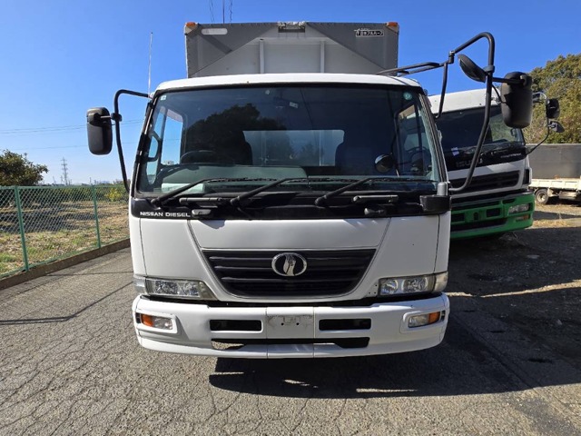 2008 UD Trucks Condor