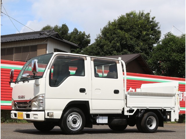 2015 Isuzu Elf