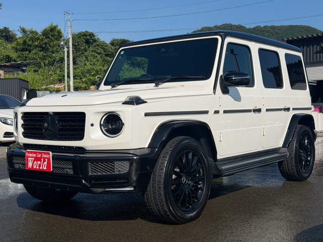 Mercedes-Benz G-Class 1