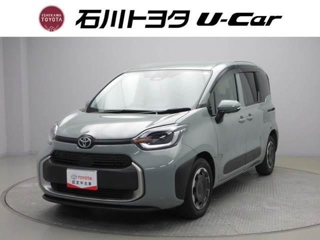 Toyota Sienta 1