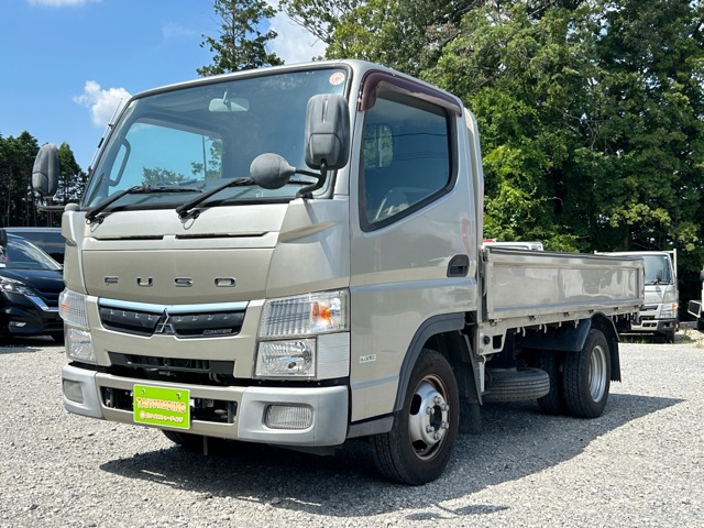 Mitsubishi Fuso Canter 1