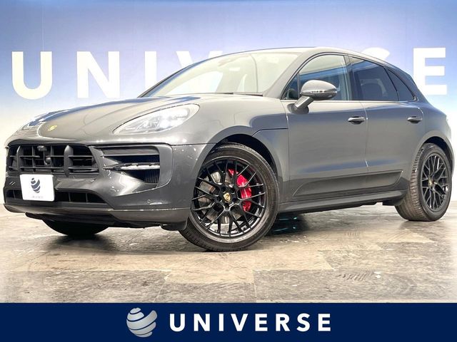 Porsche Macan 1