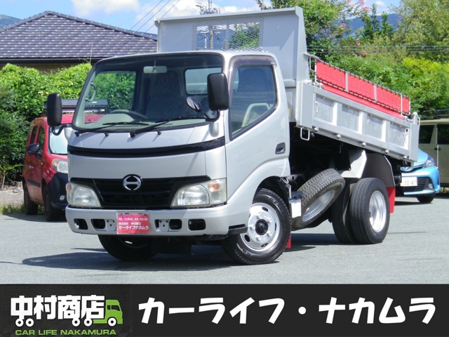 Hino Dutro 1