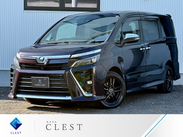 Toyota Voxy 2