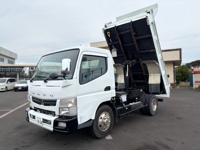 Mitsubishi Fuso Canter 1