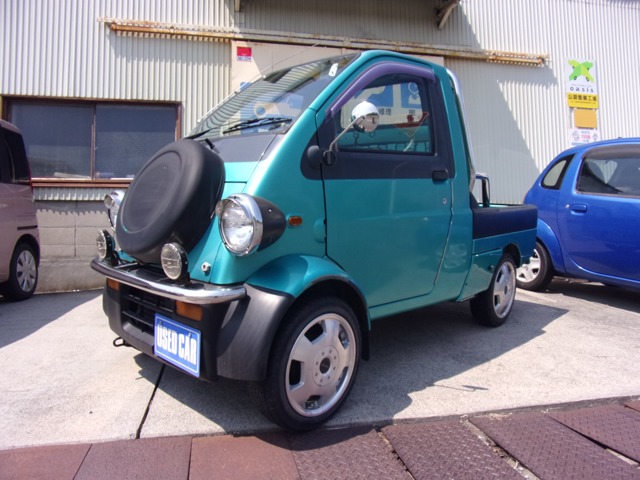 Daihatsu Midget II 1
