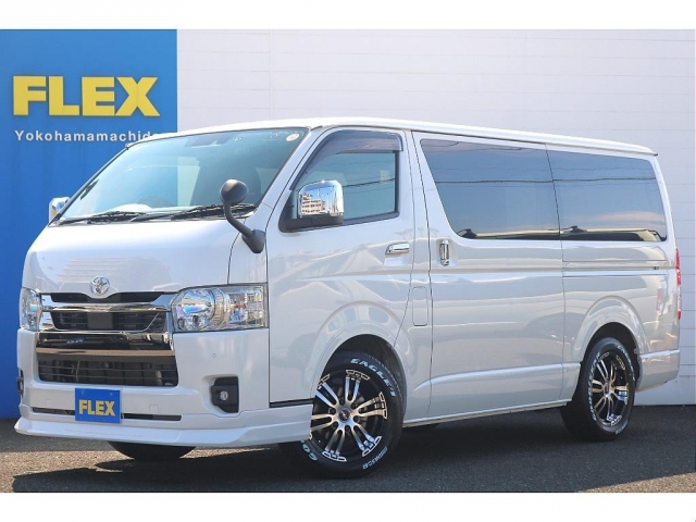 Toyota Hiace Van 1