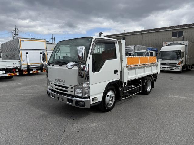 2020 Isuzu Elf