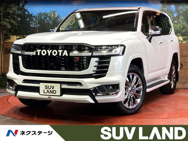 Toyota Land Cruiser 300 2