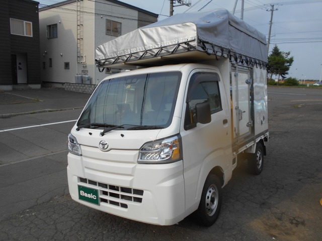 Toyota Pixis Truck 1