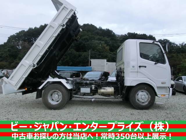 Mitsubishi Fuso Fighter 1